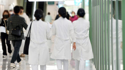 [단독] "항암치료 놓쳐 암 재발"…3월 상급병원 진료 61% 급감