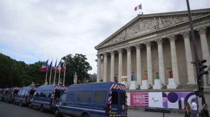 프랑스 총선 좌파연합 1위 예상…"극우 막자" 판세 뒤집혔다