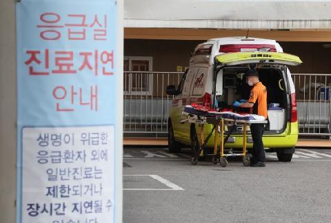 [단독] 응급실 운영 힘든 80여곳, 의사인건비 긴급 지원 추진