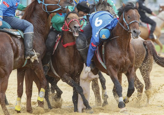 "주몽" 외치며 환호…고구려 무용총 그 장면, 카자흐에서 보다 [글로벌리포트]