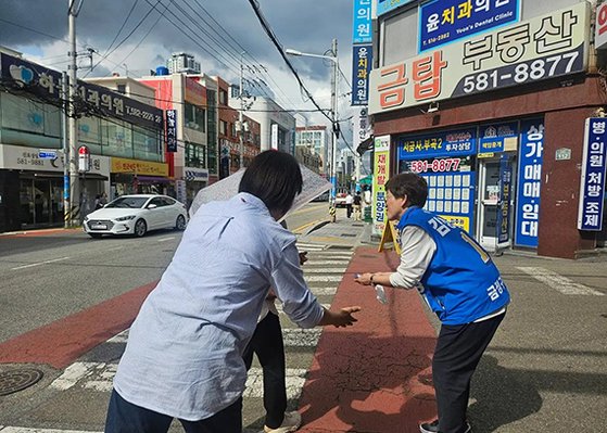 “대통령에 실망했지만 그래도…” “부산도 야당 구청장 필요”