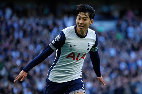 Son Heung-min’s ’65-minute one-man show’ after recovering from injury… “The ‘King of London’ is back”