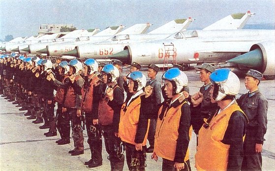 MiG-21 of the North Korean Air Force. North Korea participated in this war in Vietnam and the Middle East with these fighter jets. This outdated fighter is still the mainstay of the North Korean Air Force. Korean Central News Agency