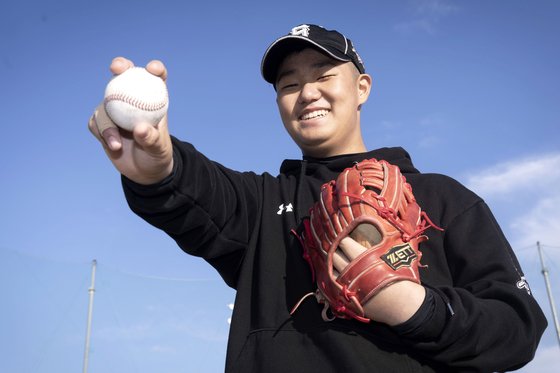 초등생인데 182cm∙100kg… 한국 리틀야구 뜬 '제2의 오타니'