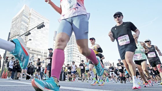 왕초보 러너 ‘하뛰하쉬’ 해라, 3분도 못 뛰다 10㎞ 뚫는다