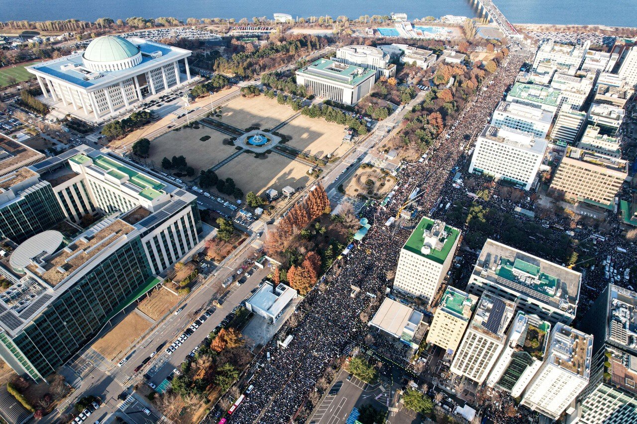 "대한민국 모든 세대가 윤석열에게 등 돌렸다" [월간중앙]