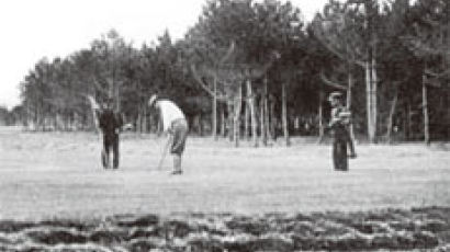 1921년 효창원 골프장에선 