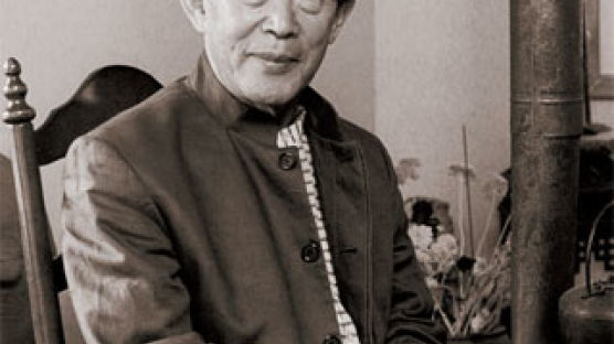 연극연출가 김정옥(1932. 2. 11~)