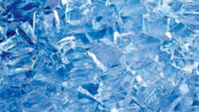 얼음 낚시 미스터리 … 물은 왜 위부터 얼까?