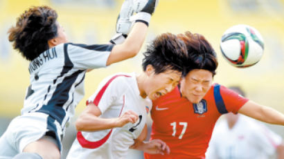 동아시안컵 축구의 남북 자매들