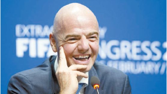 인판티노 FIFA 수익금 분배 공약 적중, 스포츠계 ‘합리적 리더’ 이미지