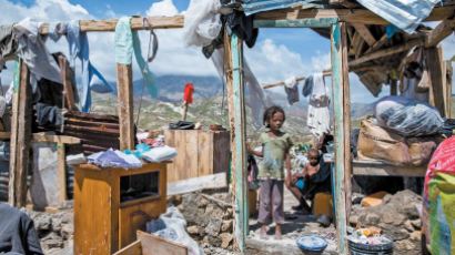 아이티에 허리케인, 콜레라 의심환자 200명