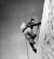 1950년 프랑스의 안나푸르나 원정대 일원이었던 리오넬 테레이의 등반 모습. 중앙포토 