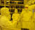 이재용 삼성전자 부회장(오른쪽)이 지난 6일 삼성전자 천안 사업장에서 반도체 패키징 생산라인을 둘러보고 있다. [연합뉴스]