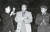 1964년 만추(晩秋), 난징군구 사령관 쉬스요(許世友·오른쪽)와 함께 마오쩌둥을 맞이하는 정치위원 쉬자툰(왼쪽). [사진 김명호]