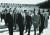 1969년 9월 11일 베이징 공항에서 저우언라이(앞줄 오른쪽 첫째)와 회담을 마친 코시킨(앞줄 가운데). [사진 김명호]