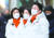안철수 국민의당 대선후보가 4일 선릉역 앞에서 가족들과 출근길 인사를 하고 있다. [연합뉴스]