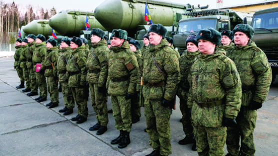 우크라 방어선 도미노처럼 무너져…“러시아군의 전술적 승리”