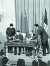 문화협정에 서명하는 카터와 덩샤오핑. 1979년 1월 31일, 백악관. [사진 김명호]
