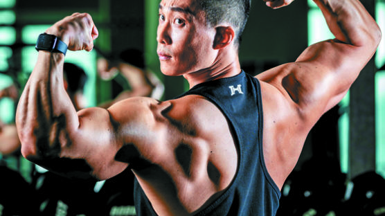 팔 둘레 48㎝ ‘동탄 왕팔’…“운동량 만큼 몸 변화 보여 매력”