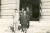 파리 유학시절의 유준상(앞줄 오른쪽). 왼쪽은 채성민. 뒷줄 오른쪽이 바이올리니스트 양해협이다. [사진 서울시립 미술아카이브]