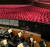 캘리포니아 코스타 메사의 세게스트롬 공연센터(Segerstrom Center for the Arts). 무대에 올라가면 오케스트라와 객석을 바라보며 공연자의 시선을 경험할 수 있다. [사진 박진배]