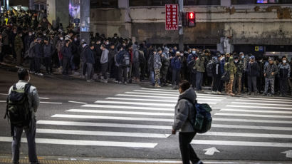 “공사 멈춰 한 달 절반 공쳤다” 한숨 짓는 ‘을 중의 을’ 일용직