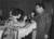 동북항일연군 시절 김일성은 리샹란의 팬이었다. 1975년 자민당의원 방문단 일원으로 평양을 찾은 야마구치 요시코에게 다가가 건배를 제의했다. [사진 김명호]