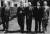루스벨트 사망 1주일 후 신임 대통령 트루먼(오른쪽 셋째)과 회담을 마친 중국 외교부장 쑹즈원(오른쪽 둘째). 1945년 4월 18일, 백악관. [사진 김명호]
