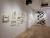  리만머핀 서울의 ‘삼세대: 서세옥(1929-2020)을 기리며’ 전시에서 서세옥 작품(오른쪽)과 그를 기리는 서을호·김경은 건축가 부부 및 자녀 작품. 문소영기자