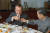 1972년 닉슨 미 대통령이 중국에서 저우언라이 총리와 마오타이주로 건배하는 모습. [사진 따비]