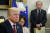 존 볼턴 국가안보보좌관(오른쪽)이 2018년 5월 백악관 오벌 오피스(집무실)에서 열린 한·미 정상회담에 참석해 도널드 트럼프 당시 대통령을 응시하고 있다. [AP=연합뉴스]