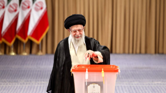 [사진] 하메네이, 이란 대선 결선투표