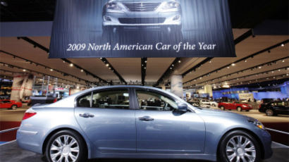 [2009.01.11] 제네시스, 북미 올해의 차 선정