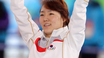 [2010.02.17] 이상화, 아시아 첫 금메달
