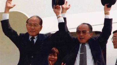 [1997.04.20] 황장엽 북한 노동당 비서 망명