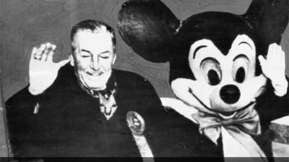 [1923.10.16] 애니 스튜디오 월트 디즈니 설립
