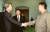 고이즈미 준이치로 일본 총리-김정일 북한 국방위원장 평양에서 첫 정상회담