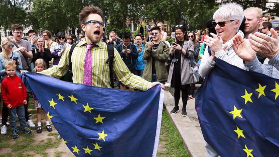 [TONG] Brexit or Bremain? “기성세대가 우리 청소년 미래를 훔쳤다”